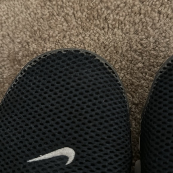 Nike presto fly mens size 11 black and white - Picture 6 of 6